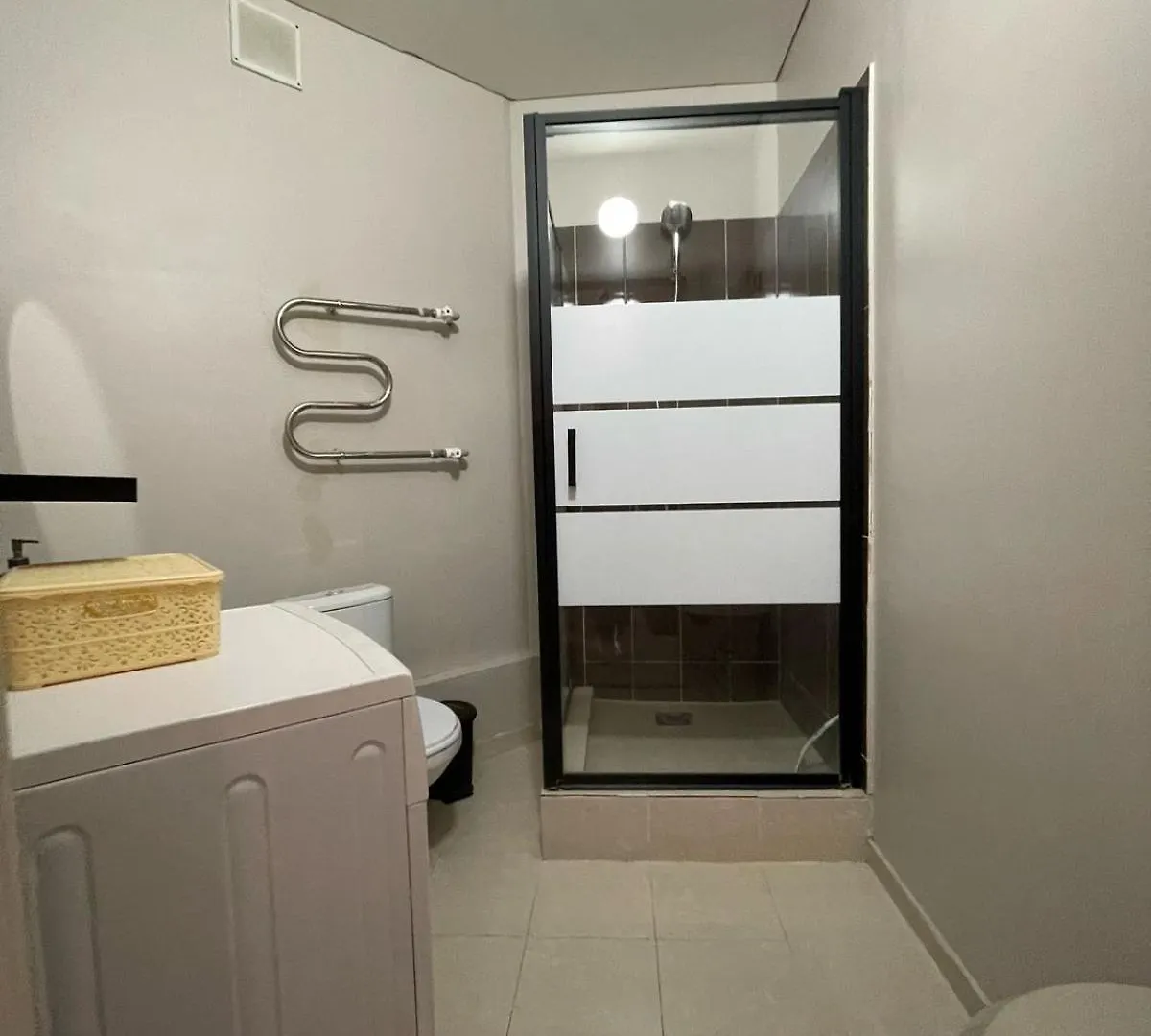 Квартира Возле Центрального Парка Отдыха! Almaty Apartment