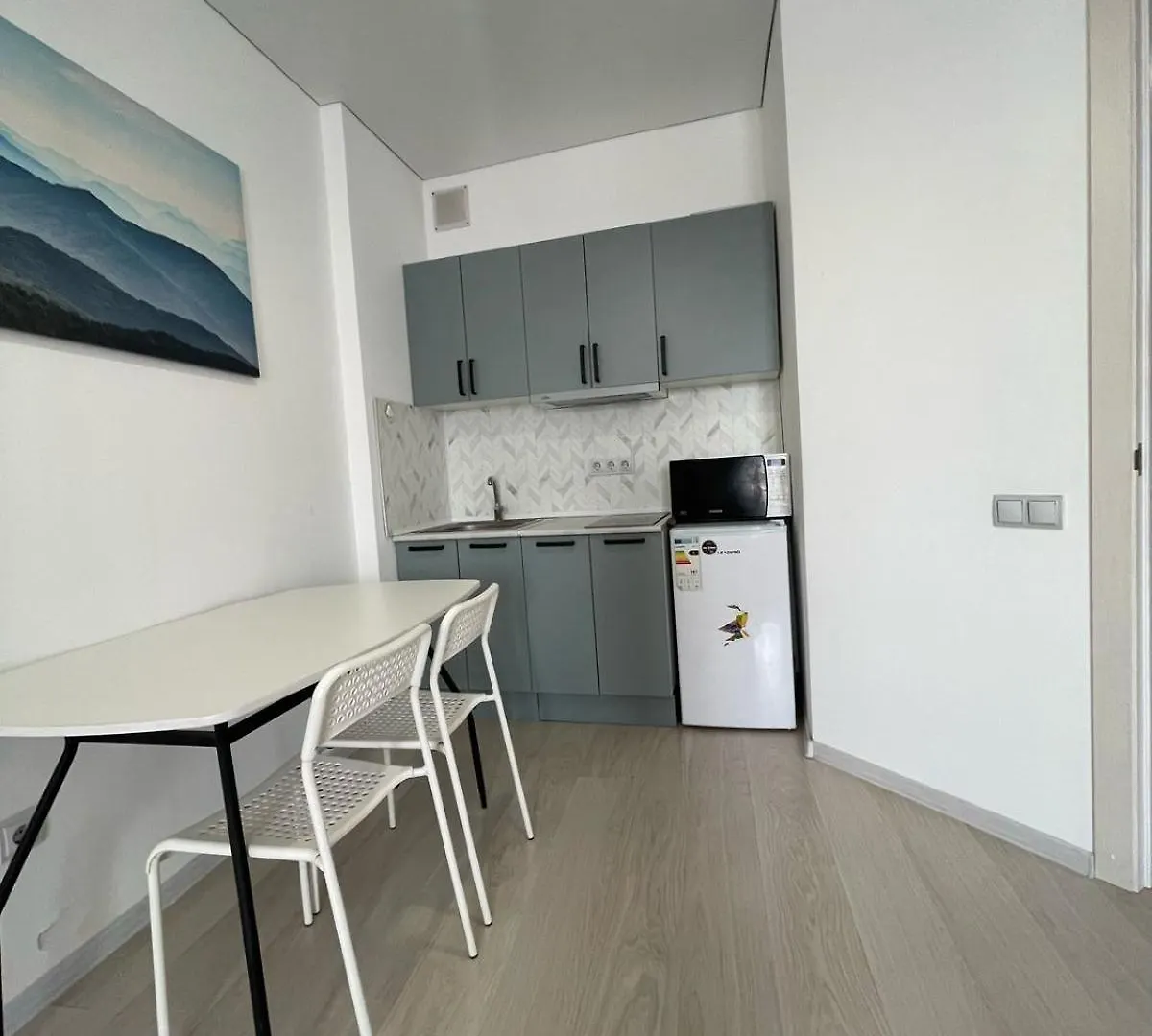 Квартира Возле Центрального Парка Отдыха! Almaty Apartment
