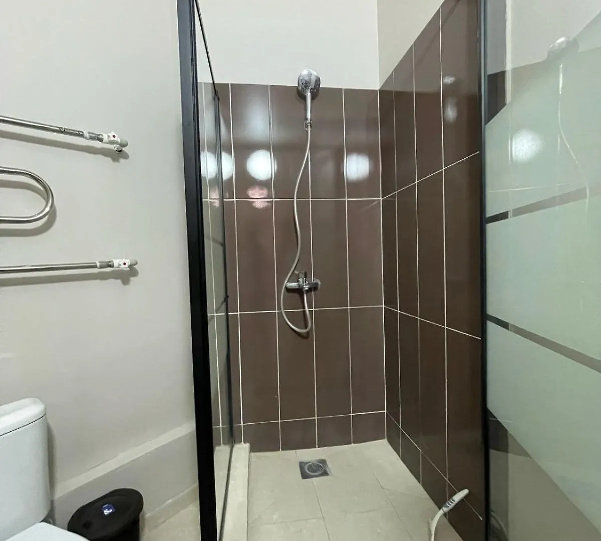 Квартира Возле Центрального Парка Отдыха! Almaty Apartment